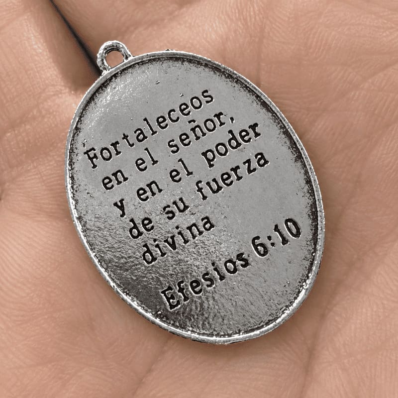 Collar de San Miguel Arcángel con espada